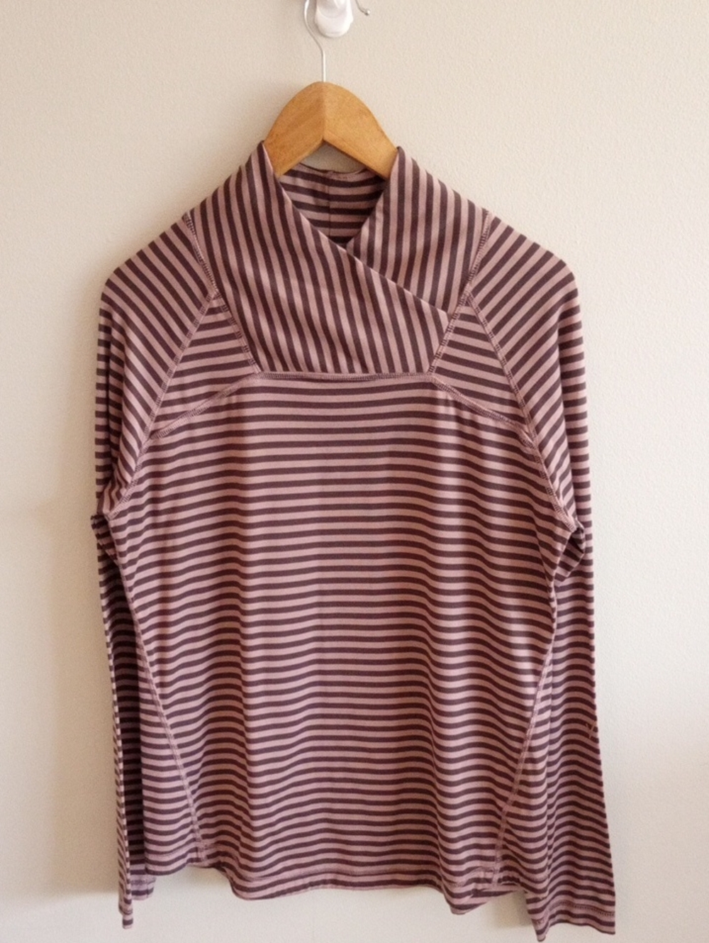 Indyeva Funnel Neck Long-Sleeve Top  Mauve Brown Size XL